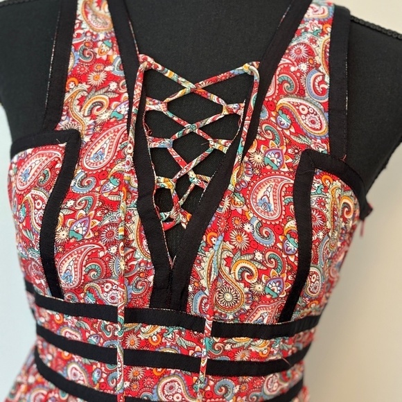 Lulus Paisley Wide Open Spaces Maxi Dress Red Women's Size Small - Picture 5 of 16